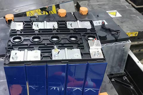 钟山双戛UPS蓄电池回收,多晶电池片回收|高价废铅酸电池回收
